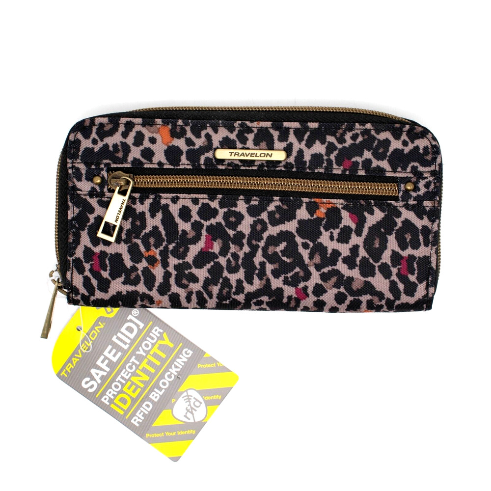 NWT Travelon Cheetah Leopard Animal Print RFID Zip Wristlet Clutch Wallet
